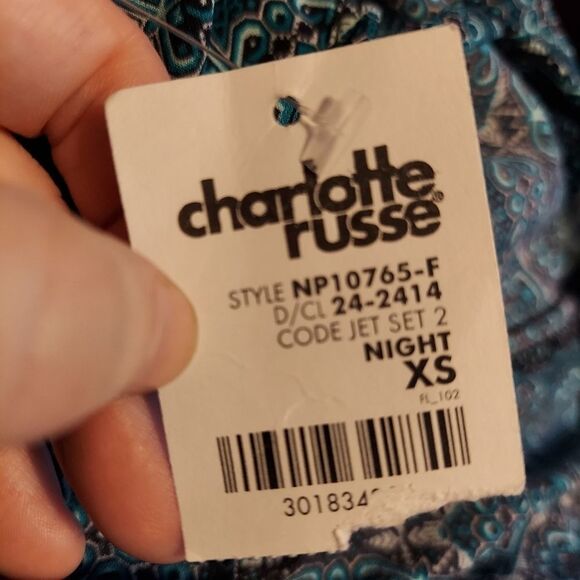 𝅺charlotte Russe romper New with tags  Green and blue Juniors Size XS - Picture 9 of 10